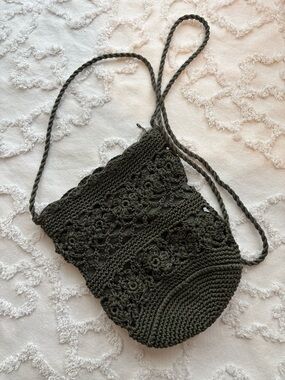 Green crochet crossbody bag